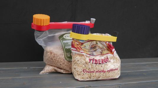 Bag clips