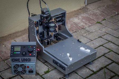 3D Printed Desktop CNC Milling Machine