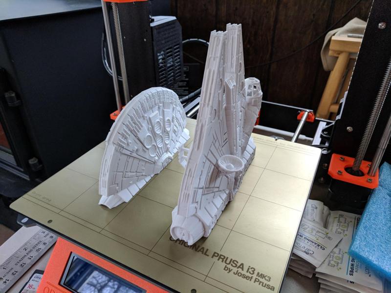 Millennium Falcon 