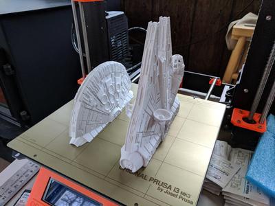 Millennium Falcon 