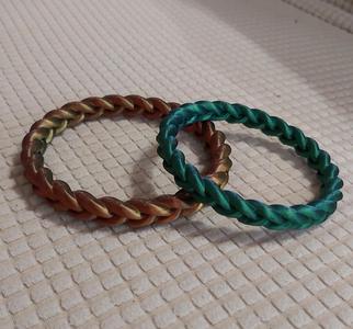 twisted wristband 