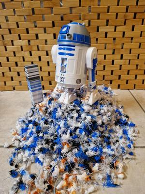 R2D2 Penholder/ Original on Purge Mountain