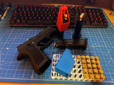 Sig Sauer P320 Magazine Speed Loader