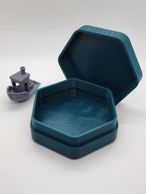 Minimalist Hexagon Container