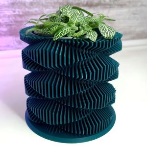 Fantastic Planter - Double Twist - Thangs Exclusive