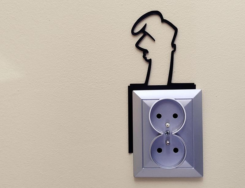 Funny Light Switch Gadget – La Linea Balum 35