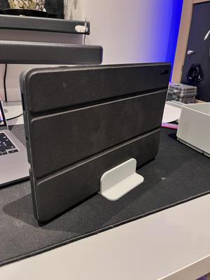 Tablet stand