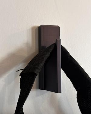 Renter friendly Hanger / Hook 