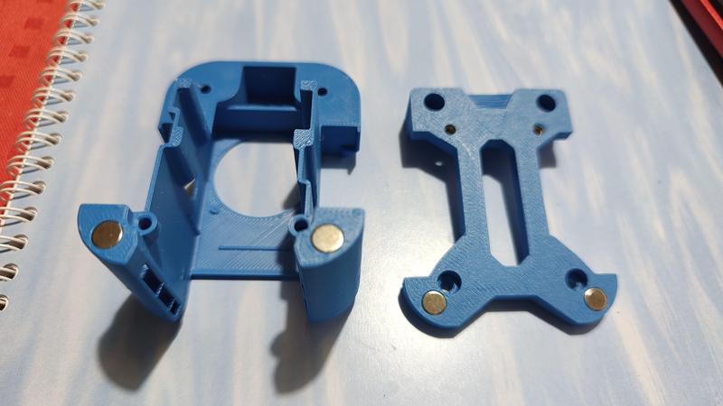 Rapidburner HF/UHF s magnetickým držákem krytu (Rapidburner HF/UHF with magnetic cover holder)
