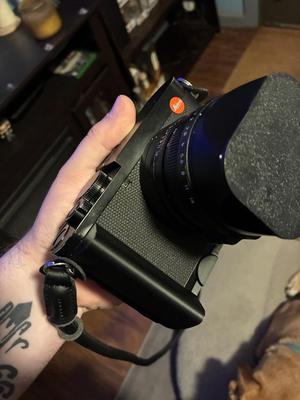 Leica Q2 Handgrip
