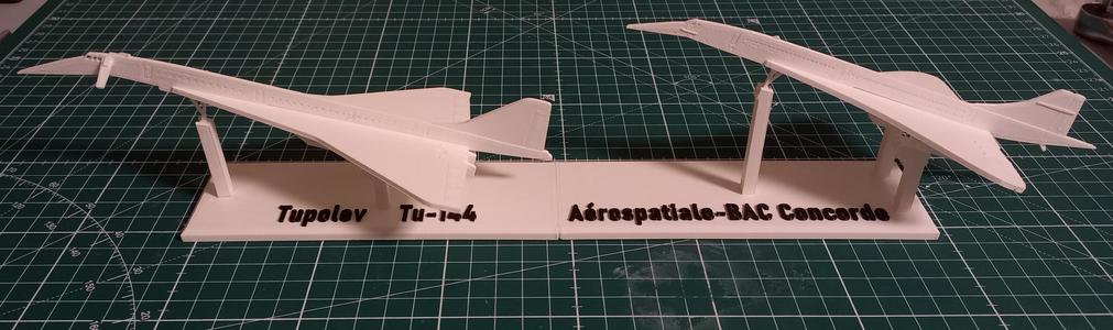 Concorde & Tu-144 Stand