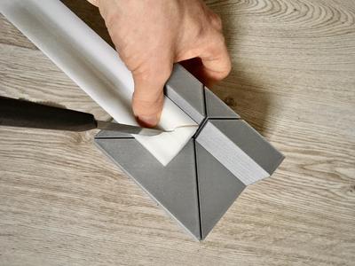 45° angle cutting tool - mitre box