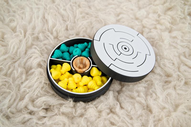 Case for 2 player Fidchell
