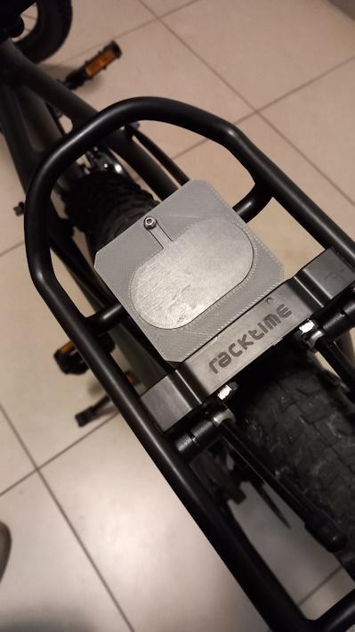 Samsung Smart Tag 2 Bicycle Rack Hidden Enclosure