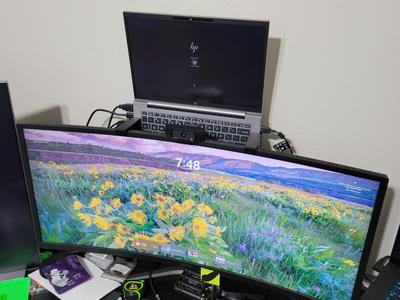 Laptop Monitor Hanger