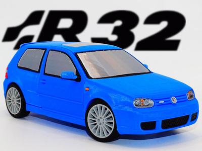 Volkswagen Golf R32 MK4 with Steering Wheel, 1:19 Scale