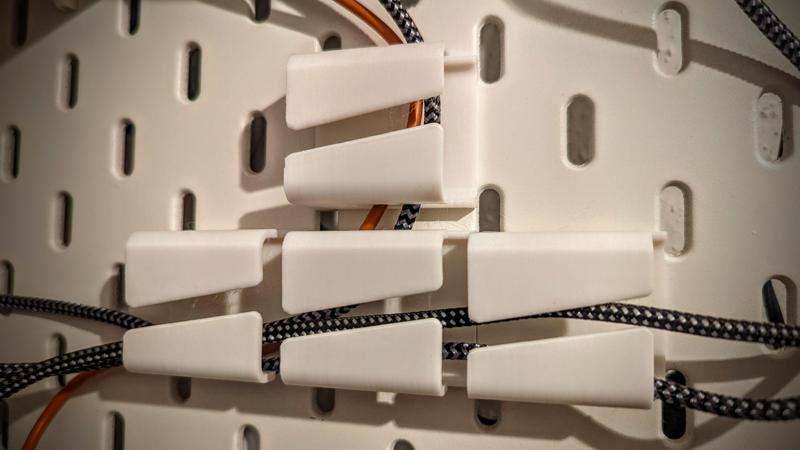 Skadis cable channel vertical & horizontal