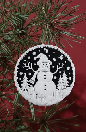Snowman Decoration 02