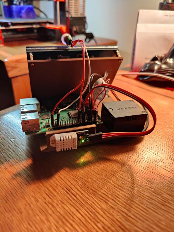 General Purpose Raspberry Pi 3B+ Holder