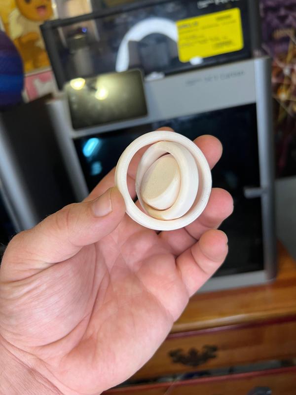 Small Fidget Ring - Extremely Satisfying - Print in Place