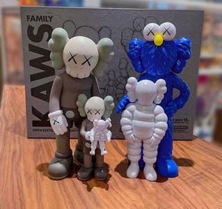 Kaws Family for Print