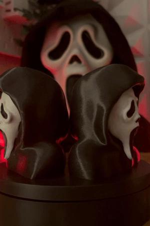 scream bust