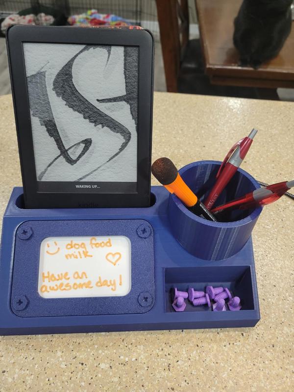 Handy Desk Station