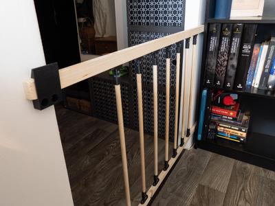 Collapsible childproof barrier