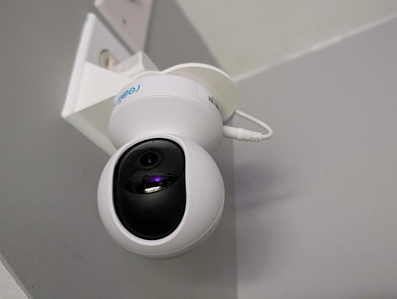 Reolink E1/E1 Zoom Power Outlet Camera Mount (Type A/B)
