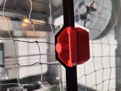 Prusa Enclosure Door Handle Lock (Pet Lock)