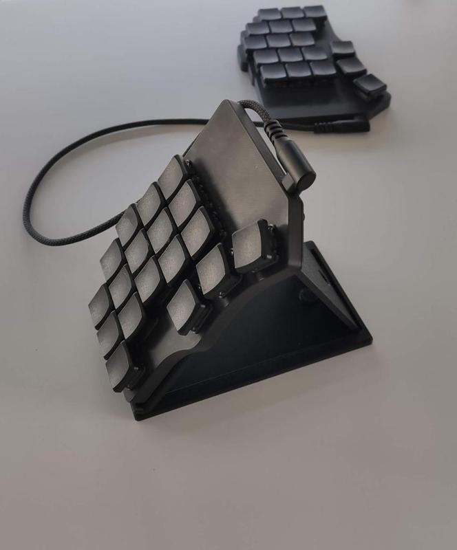Adjustable & card foldable split keyboard tenting stand