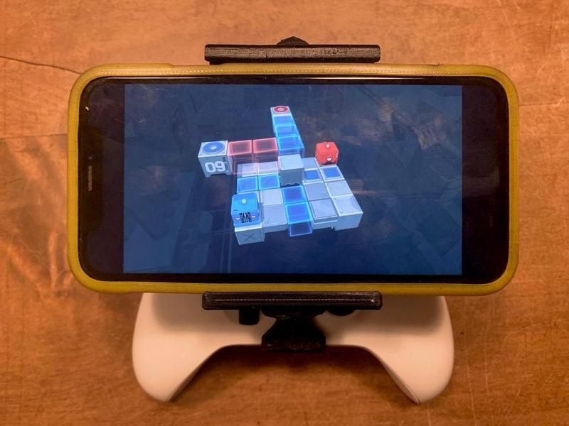 XBOX Phone Mount