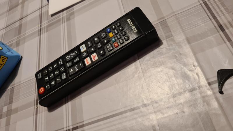 Stable holder for Samsung TV Remote BN59-01323A