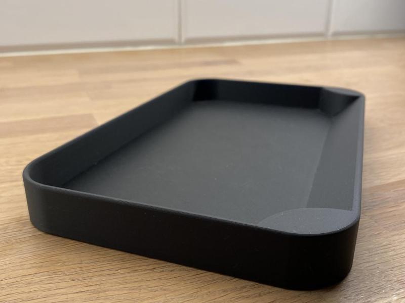 Rectangular key tray container with slope