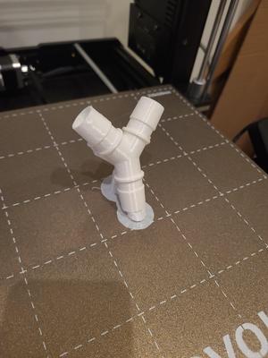 Simple parametric Y-connector
