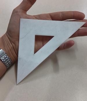 Esquadro 45/45 para desenho técnico