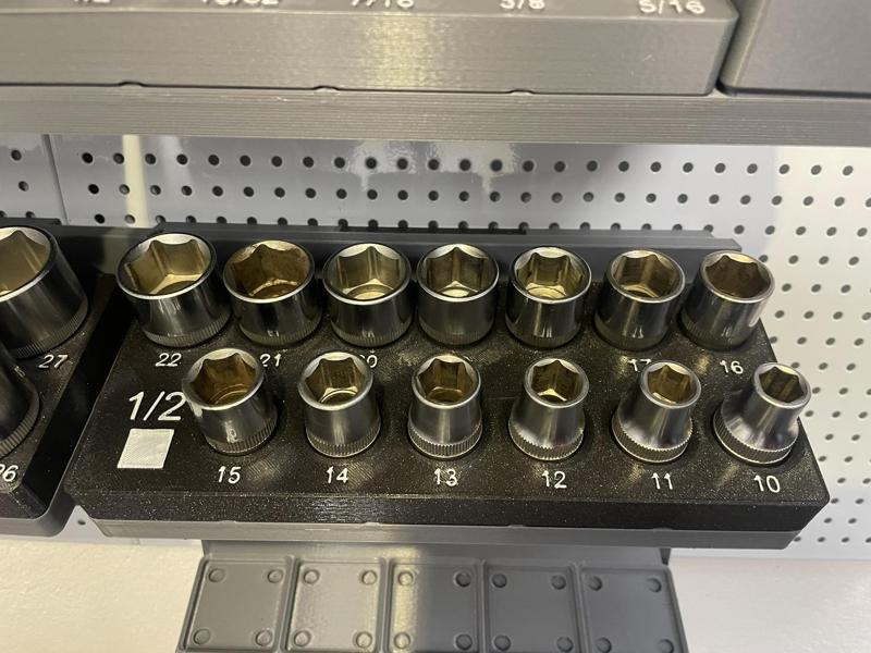 socket holder bin 10-22 metric, gridfinity