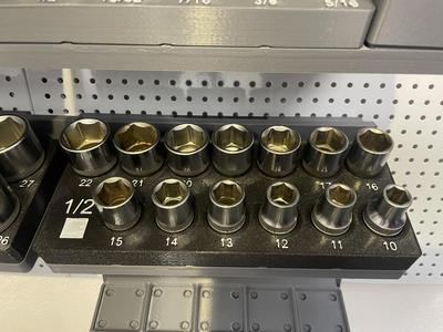 socket holder bin 10-22 metric, gridfinity
