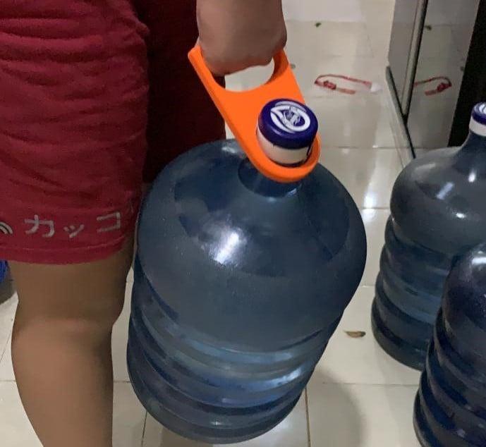 Water Bottle Handle Carrier Lifter