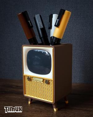 VINTAGE TV PEN HOLDER