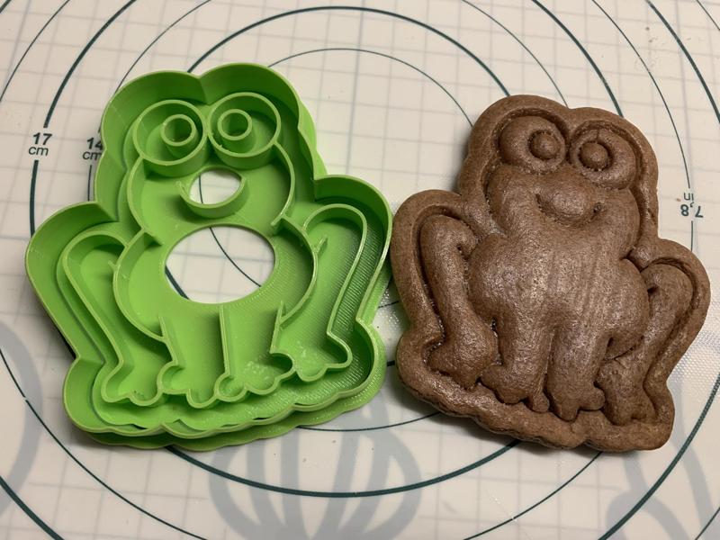 Frog cookie cutter