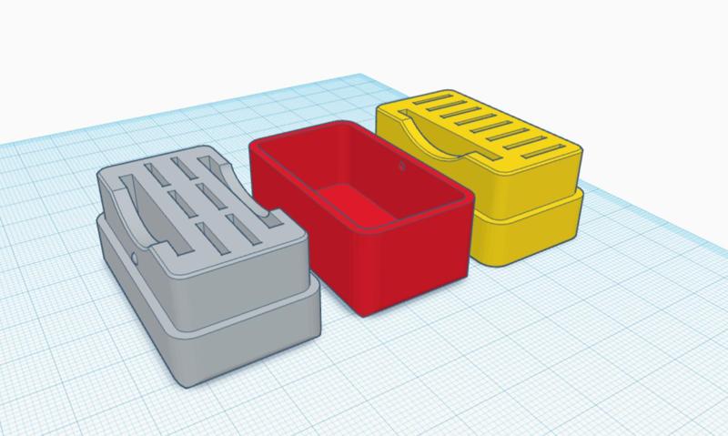 SD / microSD travel case