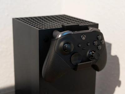 Xbox Controller Mount / Holder for Xbox Series X