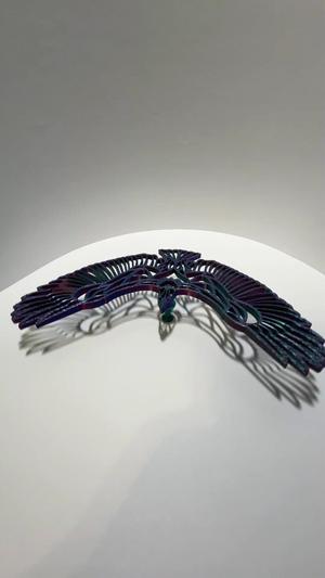 Balancing Bird Push-Pin Eagle