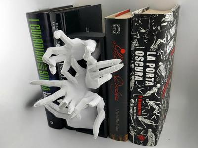 Horror book nook