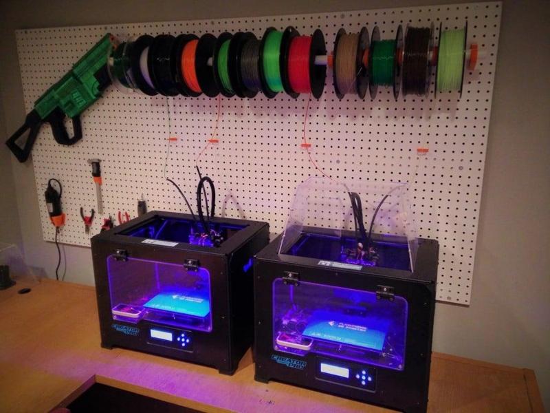 Sky Pipe - a Pegboard Filament Organization System