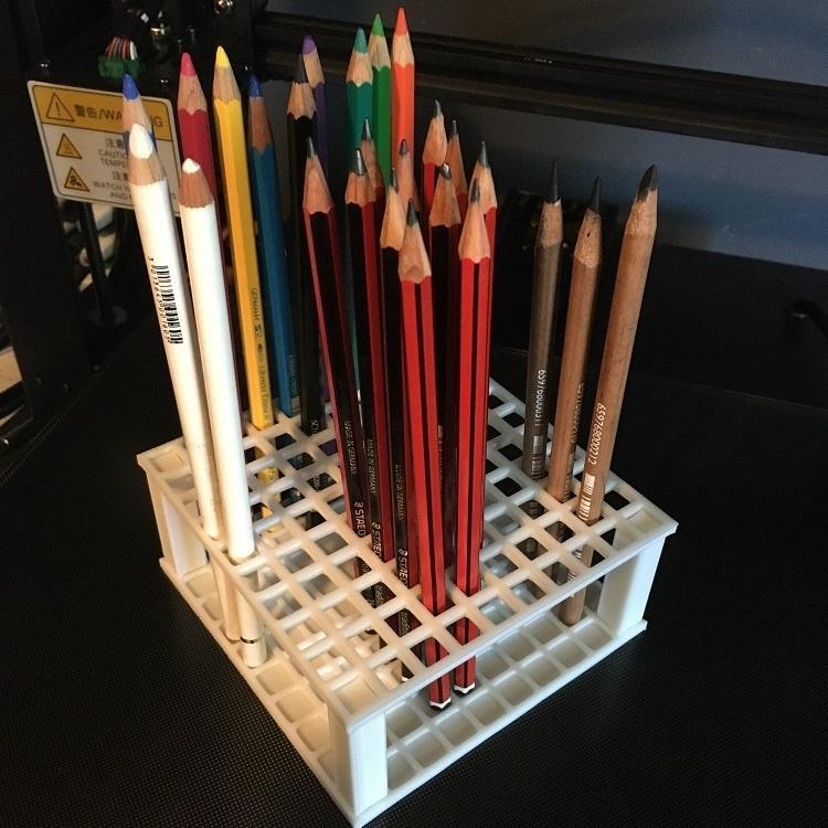 Customizable Pen Holder