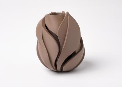 Elegant Leaf Flame Vase – Modern Decorative Vase with Organic Curves