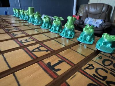 Fred the frog Horse race game with pegs.
