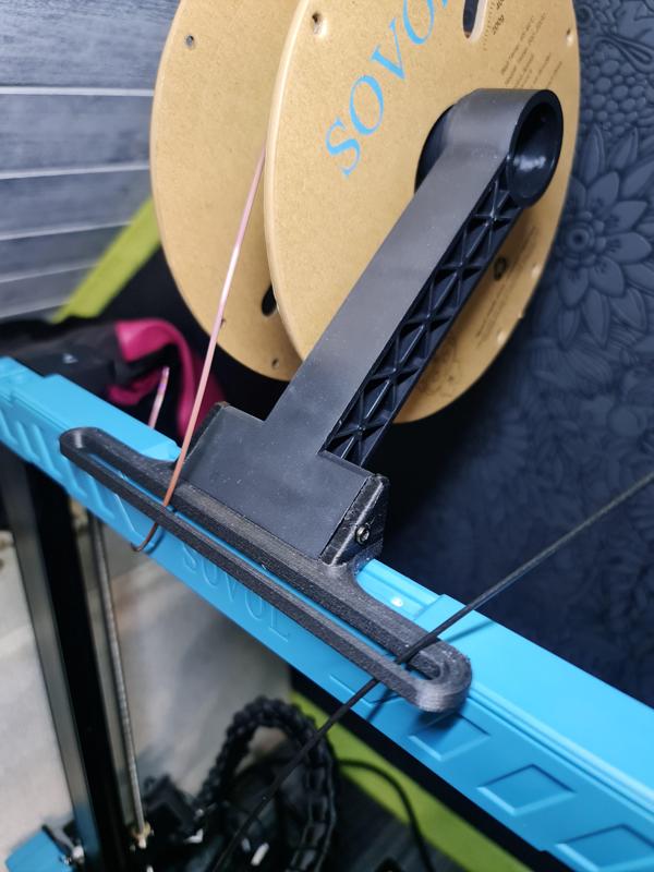 Sovol Sv07+ filament guide